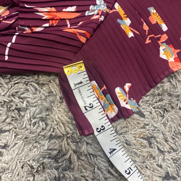 Ann Taylor factory pull on pleated floral print shorts size 16 - Picture 5 of 8